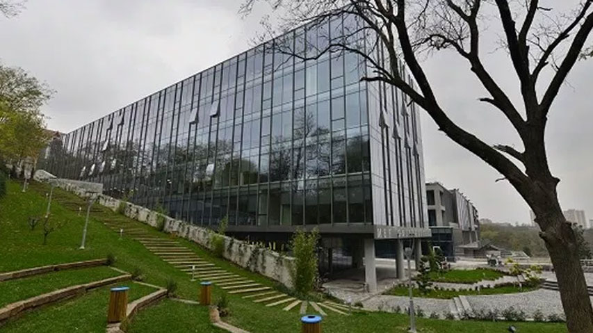 Mef Üniversitesi (İstanbul)